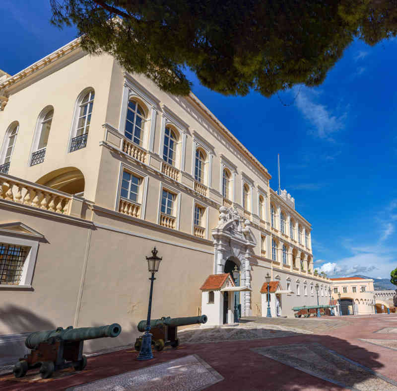 Principado de Mónaco 13 - Montecarlo - palacio de los Príncipes de Mónaco.jpg